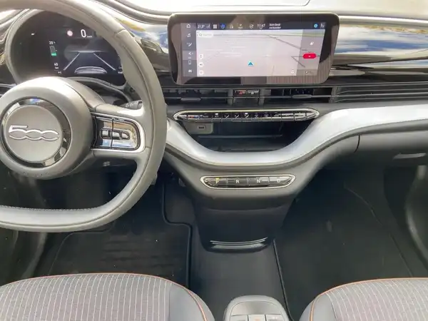 FIAT 500E (13/15)