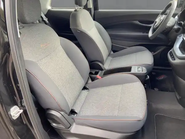 FIAT 500E (8/15)