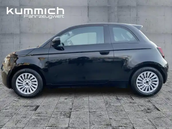 FIAT 500E (6/15)