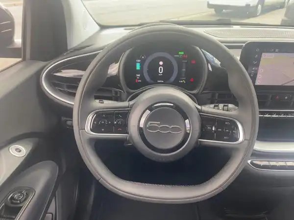 FIAT 500E (8/15)