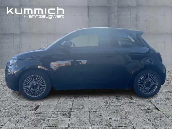 FIAT 500E (6/15)