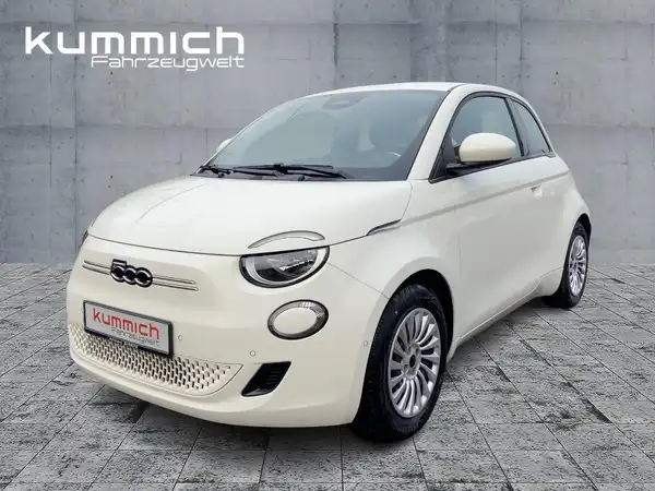 FIAT 500E (1/15)