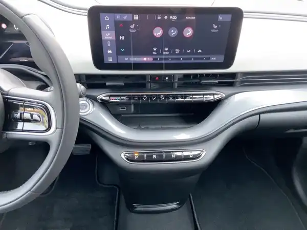 FIAT 500E (12/15)
