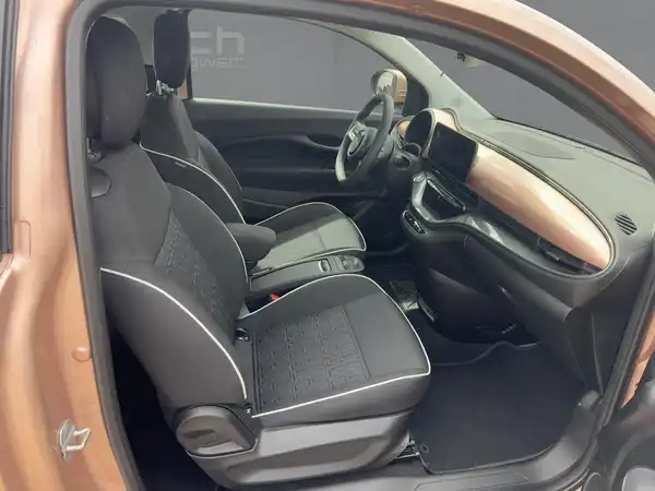 FIAT 500E (11/15)
