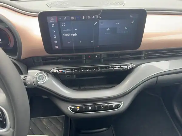 FIAT 500E (10/15)