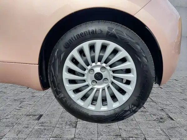 FIAT 500E (7/14)
