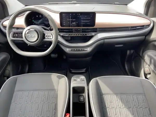 FIAT 500E (9/14)
