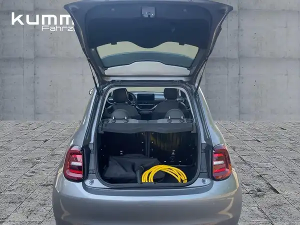 FIAT 500E (10/15)