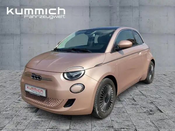FIAT 500E (1/15)