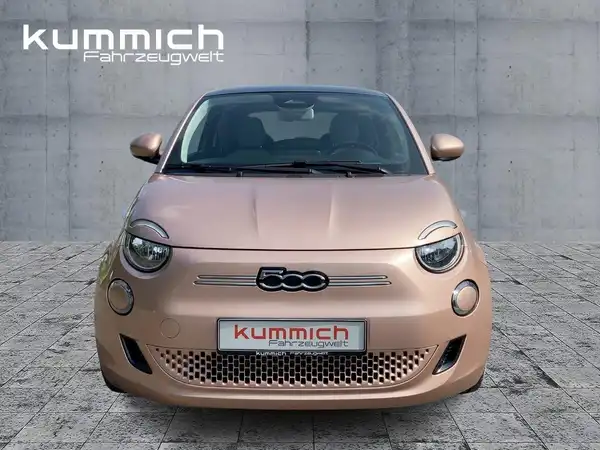 FIAT 500E (2/15)