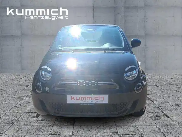 FIAT 500E (2/15)