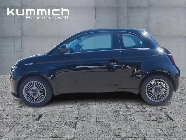 FIAT 500E (6/15)