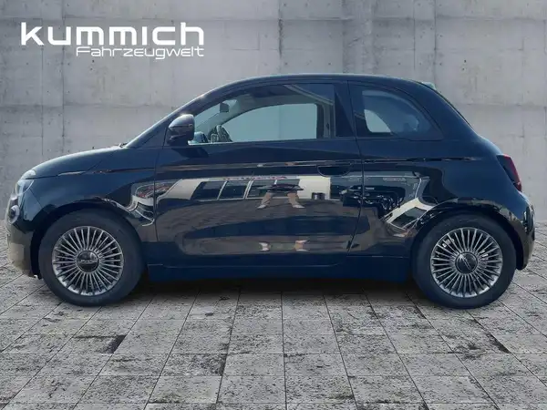 FIAT 500E (6/15)