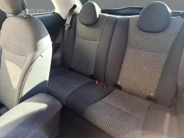 FIAT 500E (11/15)