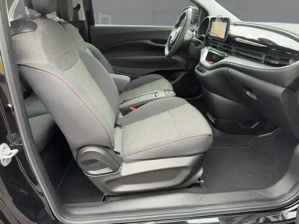 FIAT 500E (11/15)