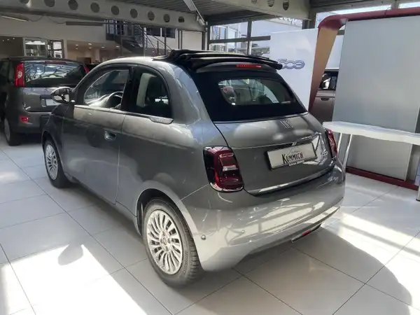 FIAT 500E (6/12)