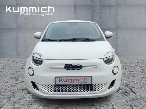FIAT 500E (2/15)
