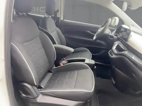 FIAT 500E (8/15)