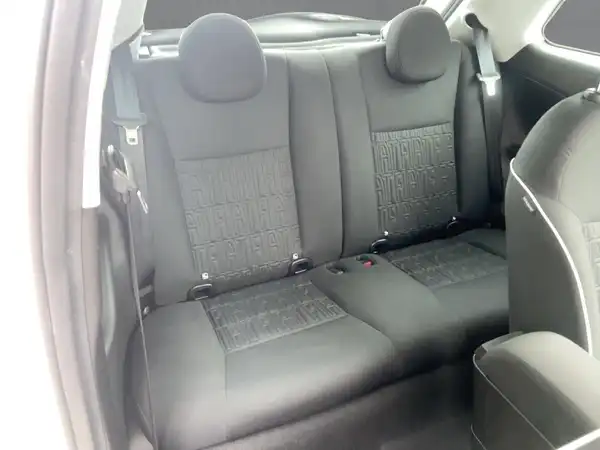 FIAT 500E (9/15)