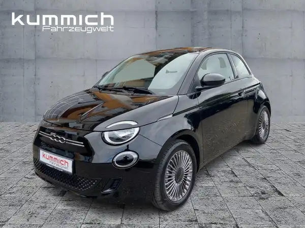 FIAT 500E (1/15)