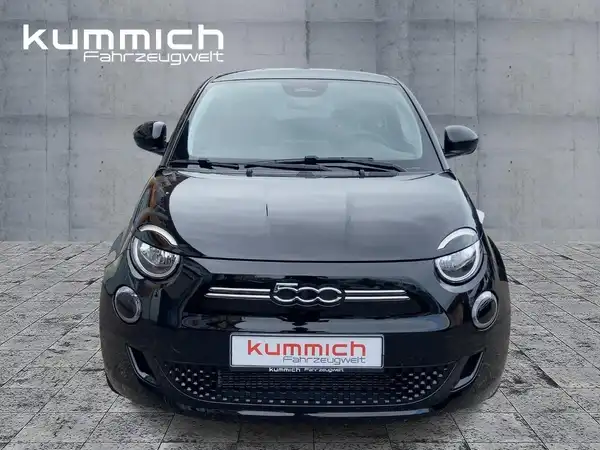 FIAT 500E (2/15)