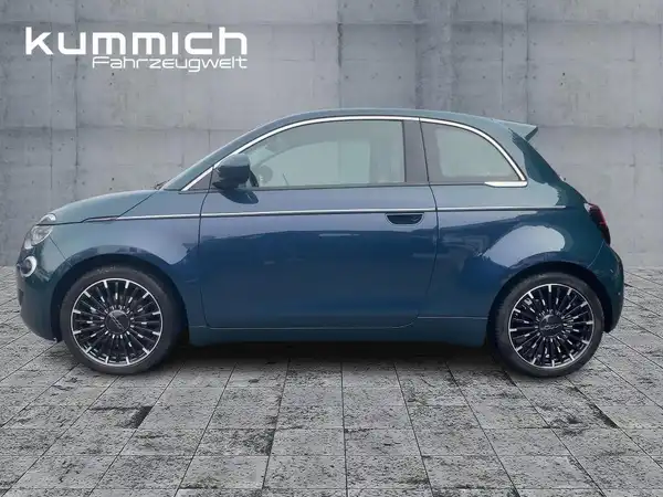 FIAT 500E (6/15)