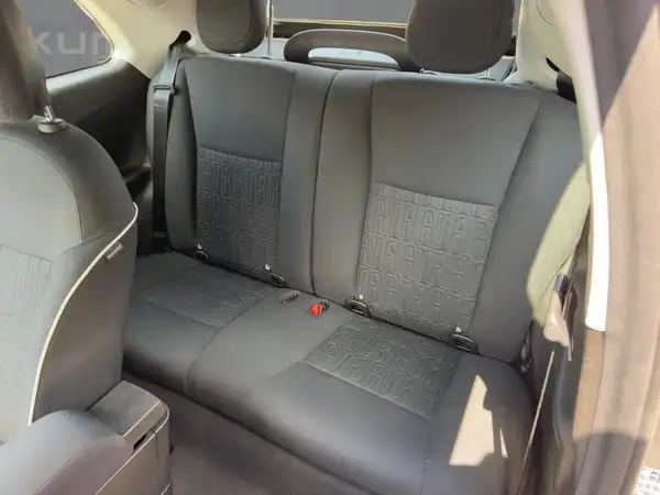 FIAT 500E (12/15)