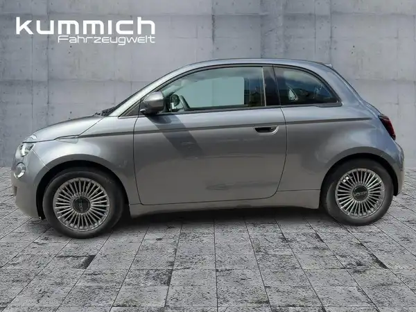FIAT 500E (6/15)