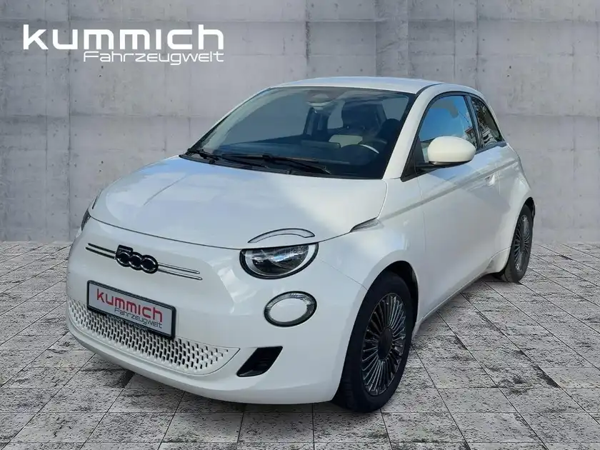 FIAT 500E (1/16)