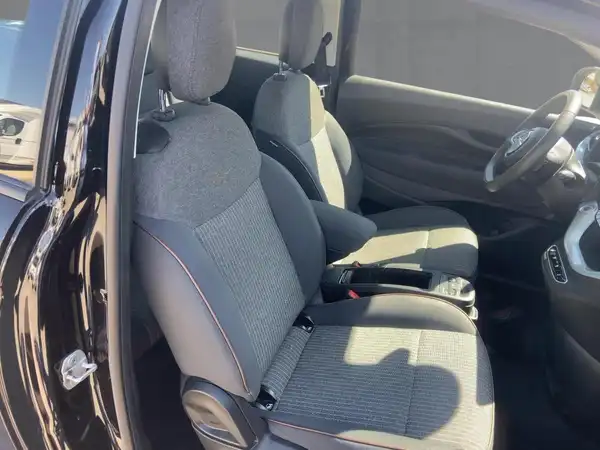 FIAT 500E (11/15)