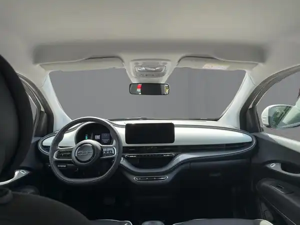 FIAT 500E (8/15)