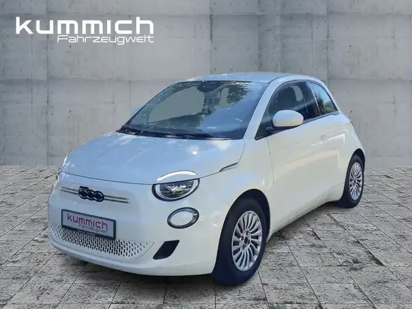 FIAT 500E (1/15)