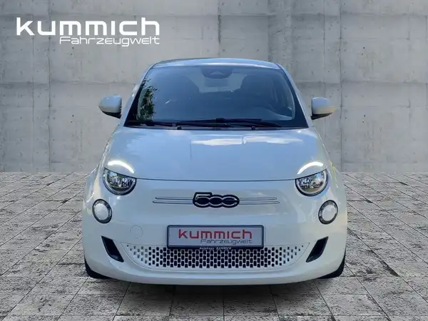 FIAT 500E (2/15)