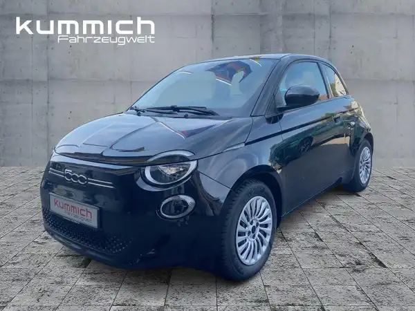 FIAT 500E (1/15)