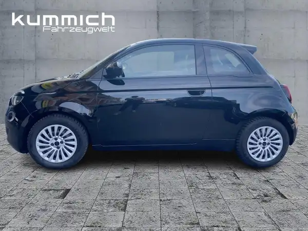 FIAT 500E (6/15)