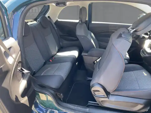 FIAT 500E (12/15)