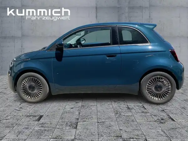 FIAT 500E (6/15)