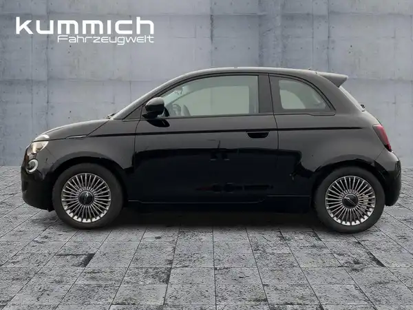 FIAT 500E (6/15)