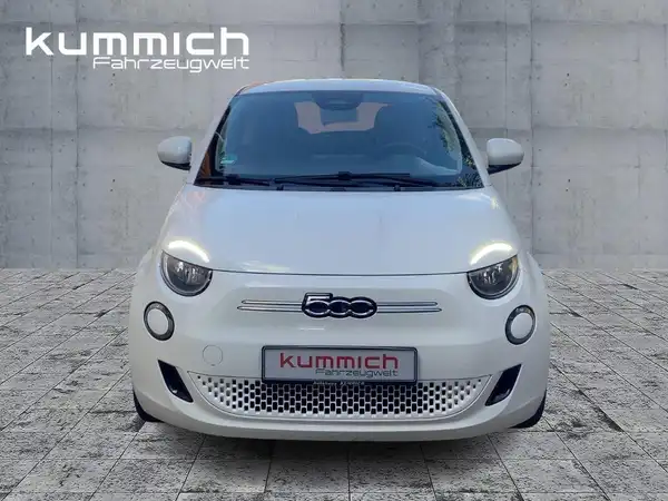 FIAT 500E (2/15)