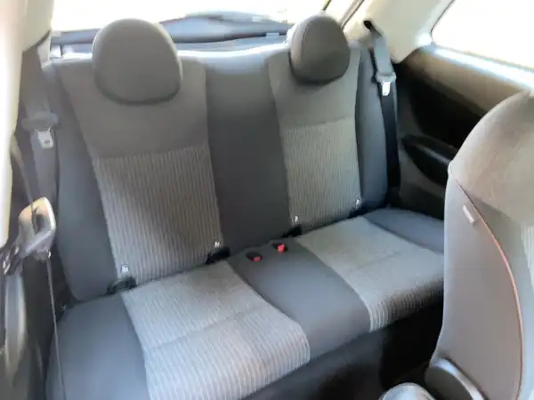 FIAT 500E (12/15)