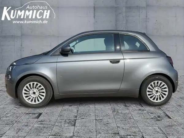 FIAT 500E (6/15)