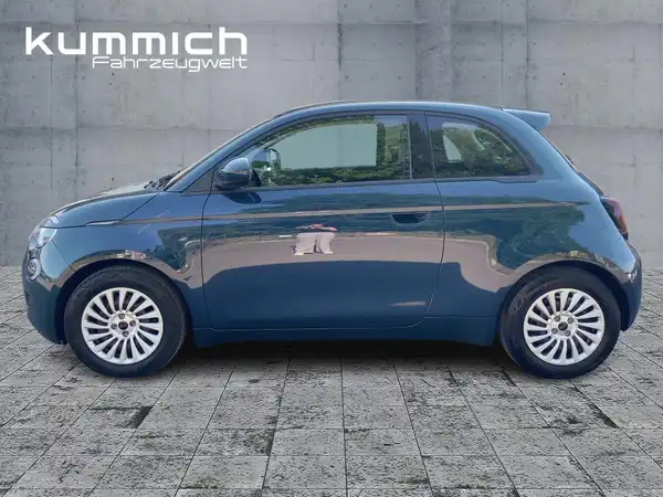 FIAT 500E (6/15)