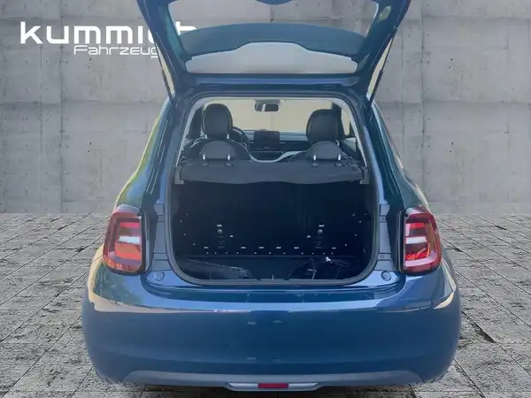 FIAT 500E (10/15)