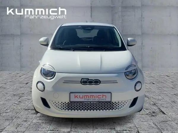 FIAT 500E (2/15)