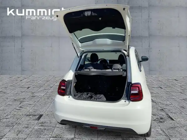 FIAT 500E (8/15)