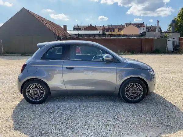 FIAT 500E (3/15)