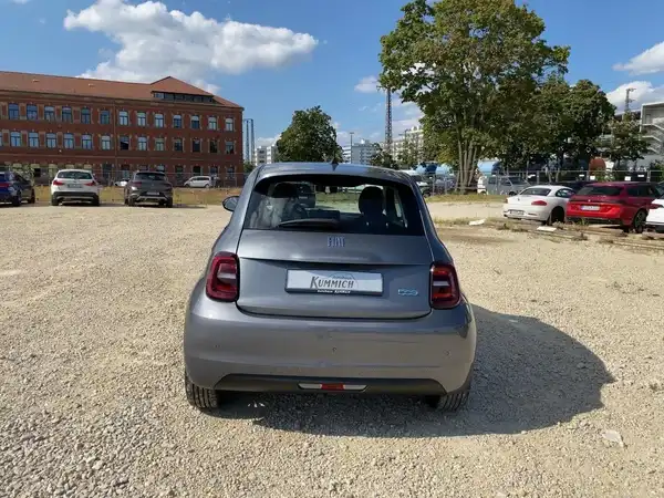 FIAT 500E (5/15)