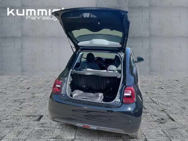 FIAT 500E (11/15)