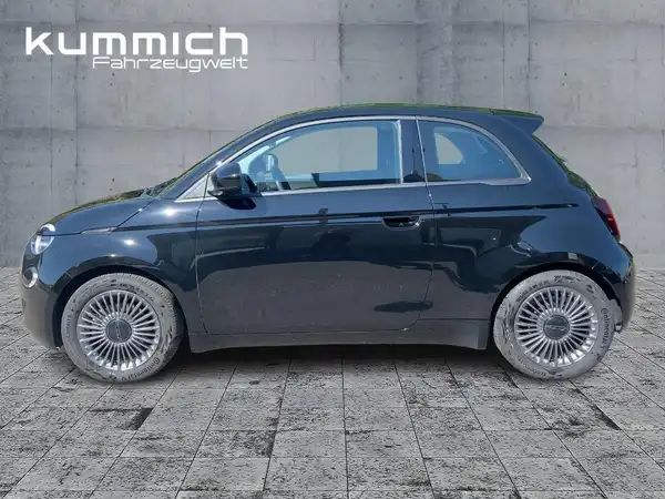FIAT 500E (6/15)