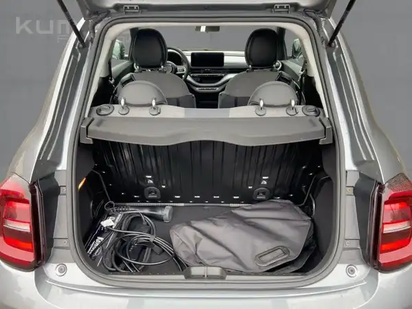 FIAT 500E (10/14)